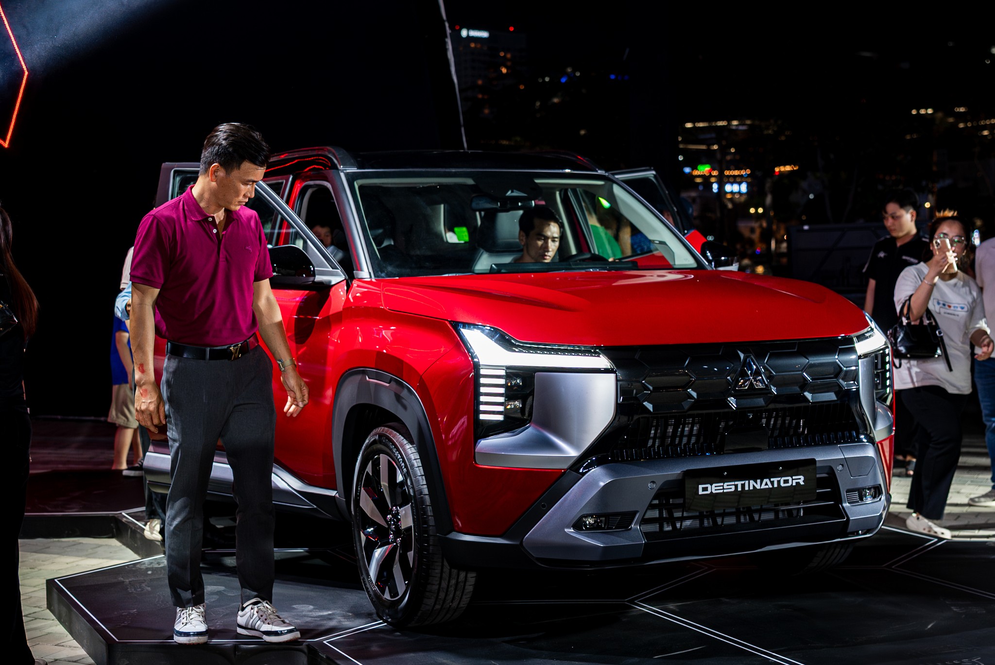 Mitsubishi Destinator