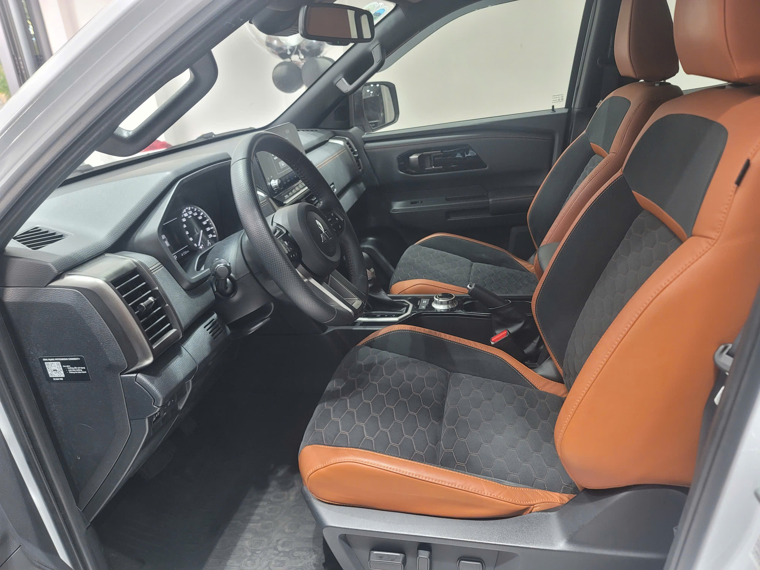 xe bán tải triton