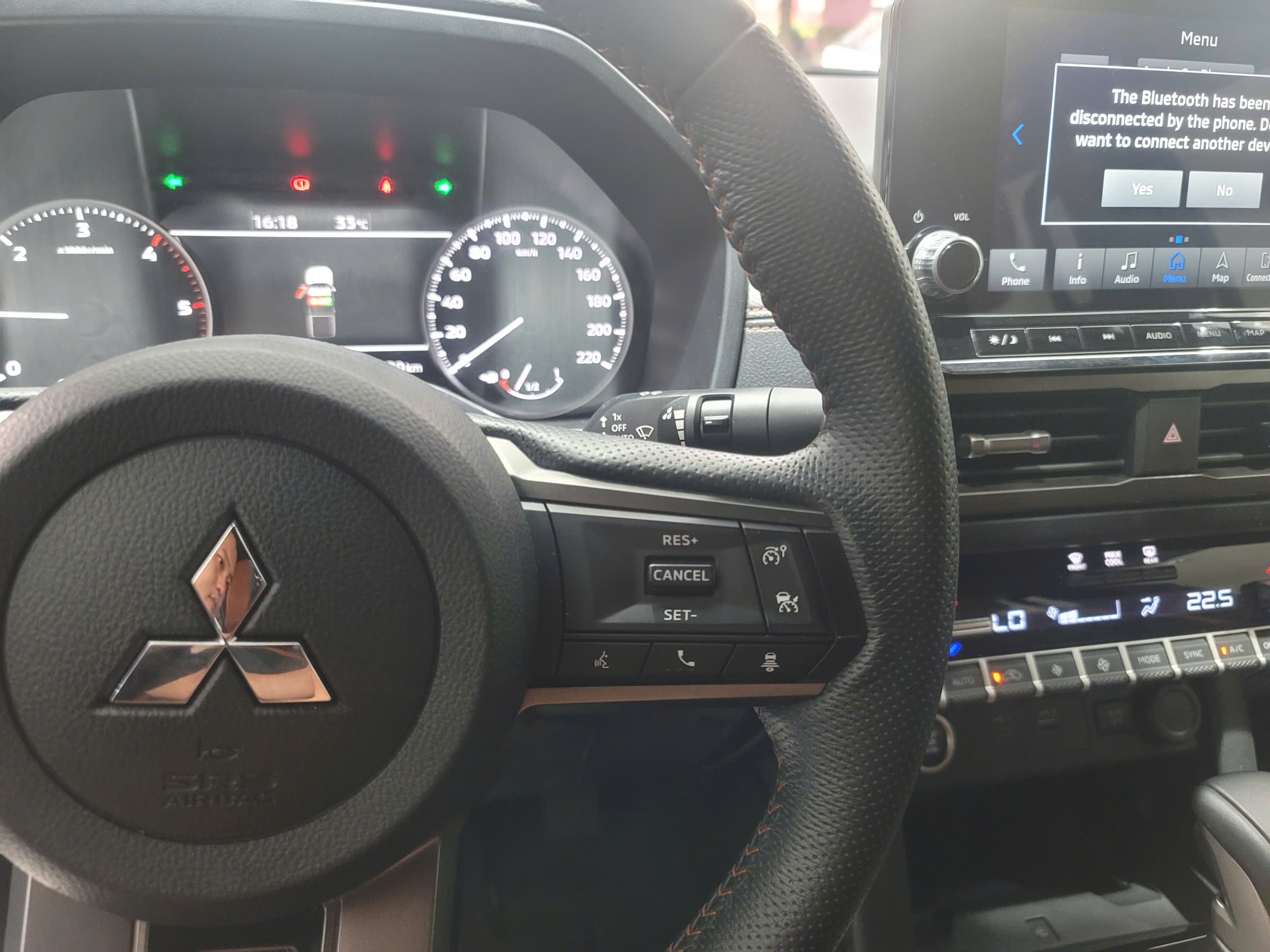 xe bán tải triton